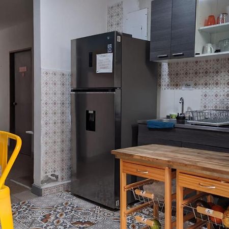 Casa Tuvia Parque Hostel Μεντεγίν Εξωτερικό φωτογραφία
