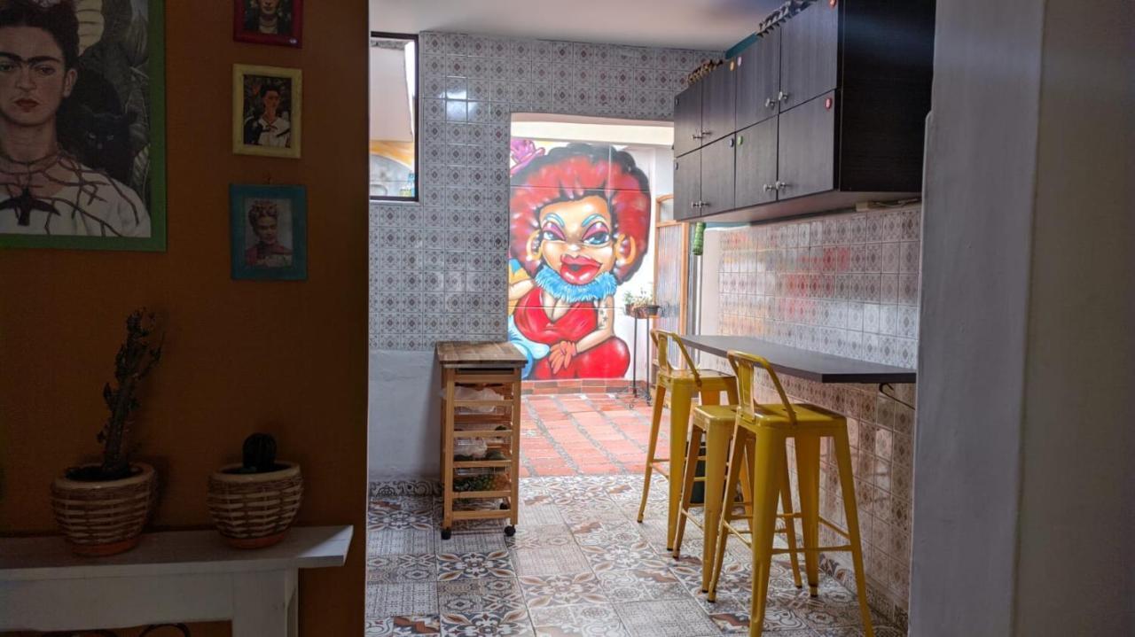 Casa Tuvia Parque Hostel Μεντεγίν Εξωτερικό φωτογραφία