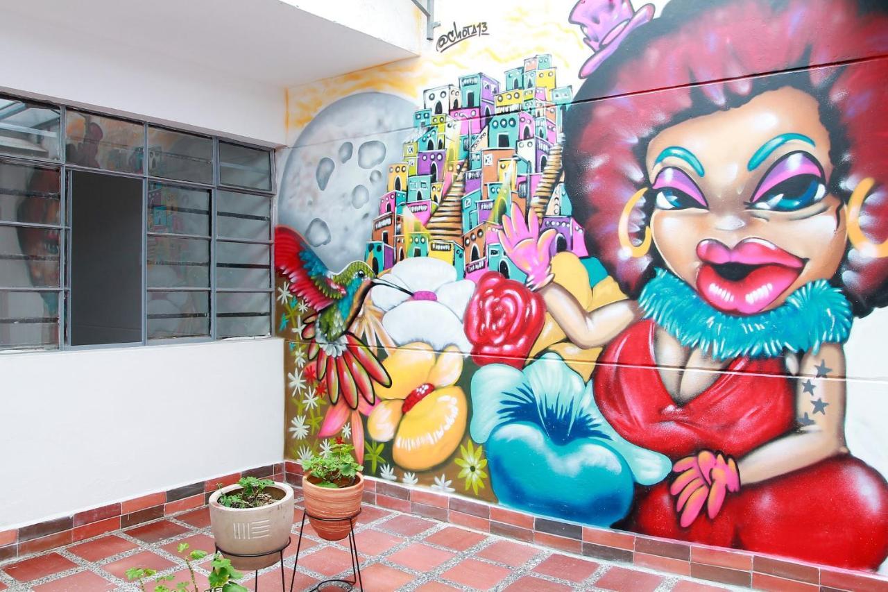 Casa Tuvia Parque Hostel Μεντεγίν Εξωτερικό φωτογραφία